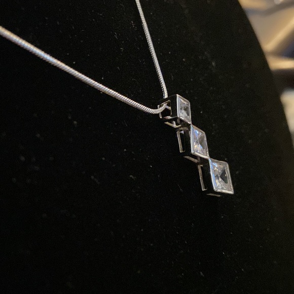 Three simulated diamond necklace 9” chain - Picture 3 of 5